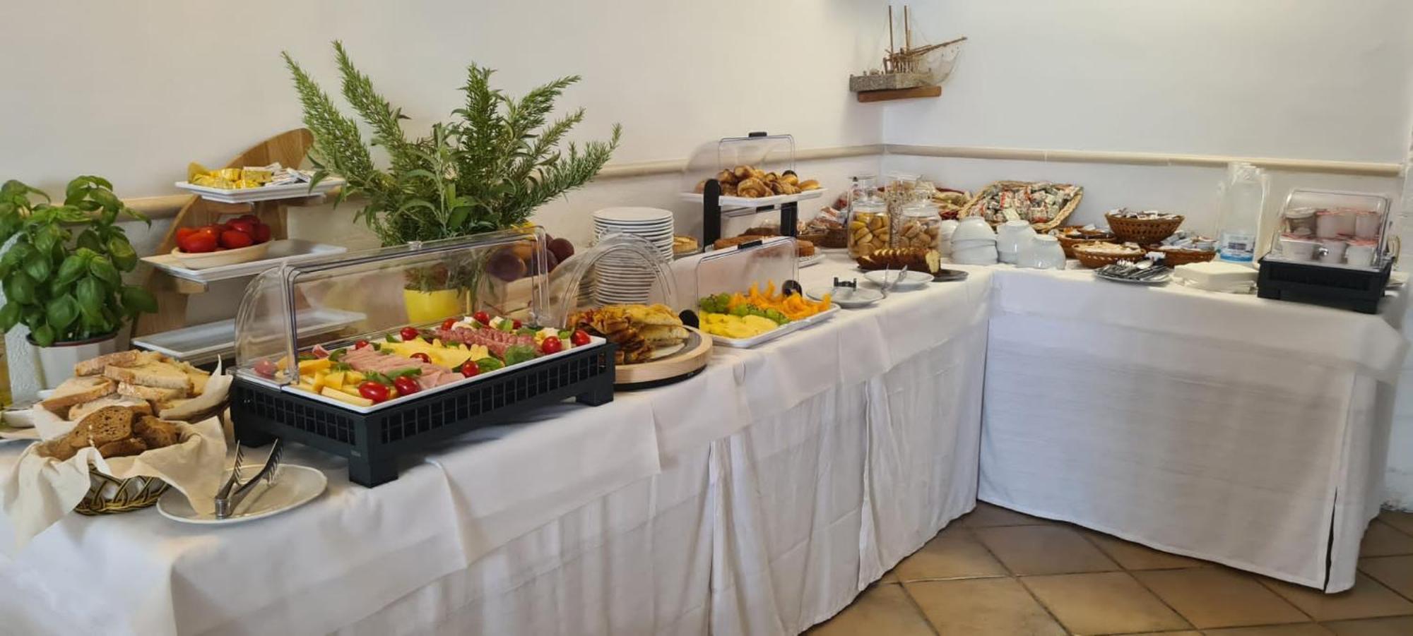 Hotel Punta San Francesco Весте Екстериор снимка