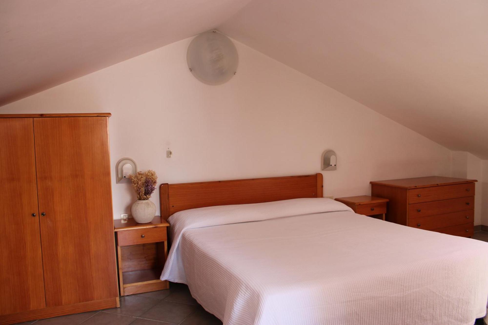 Hotel Punta San Francesco Весте Екстериор снимка