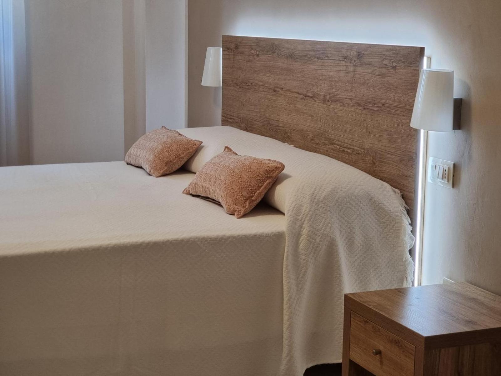 Hotel Punta San Francesco Весте Екстериор снимка