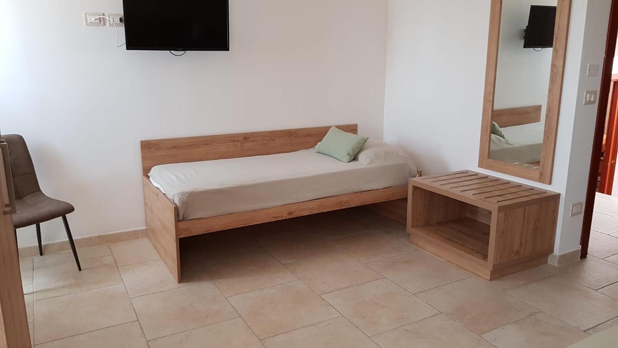 Hotel Punta San Francesco Весте Екстериор снимка